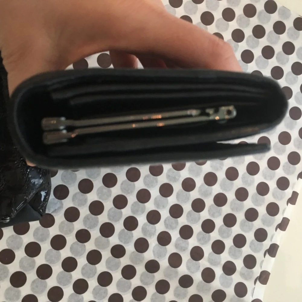Wanlima  Lady’s Set Wallet & Cosmetic Bag Leather